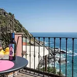 Nyaraló Refilea Sea View Tower Vernazza