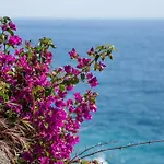Дом отдыха Refilea Sea View Tower