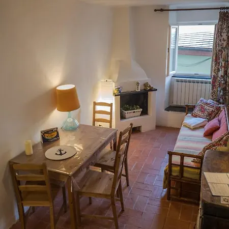 Refilea Sea View Tower Apartment *