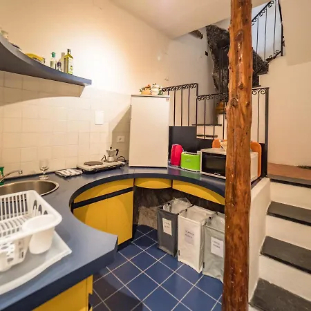 Refilea Sea View Tower Vernazza