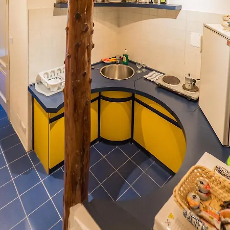 Refilea Sea View Tower Apartment Vernazza