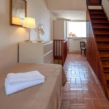Refilea Sea View Tower Tatil Evi Vernazza
