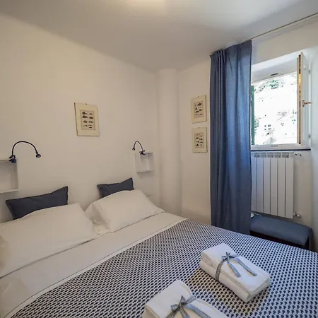 펜션 Refilea Sea View Tower 베르나차