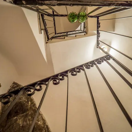 Refilea Sea View Tower Apartment *