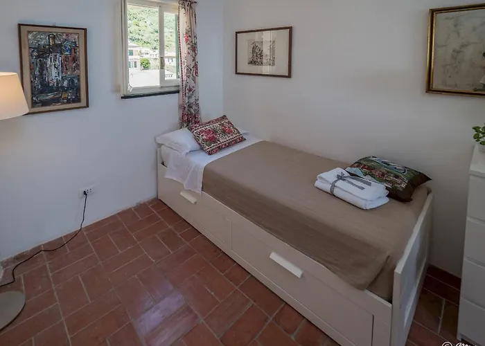 Refilea Sea View Tower *